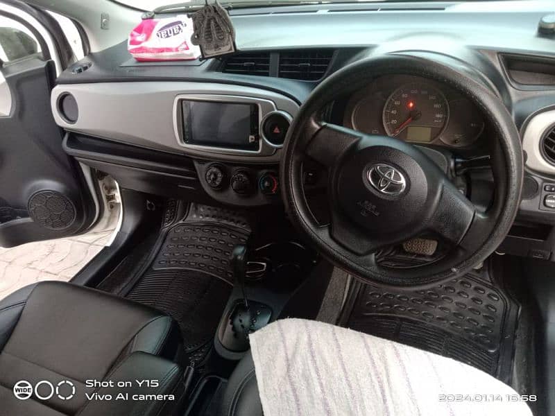 Toyota Vitz 2012/15 5