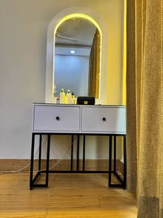 Dressing Table with LED for sale