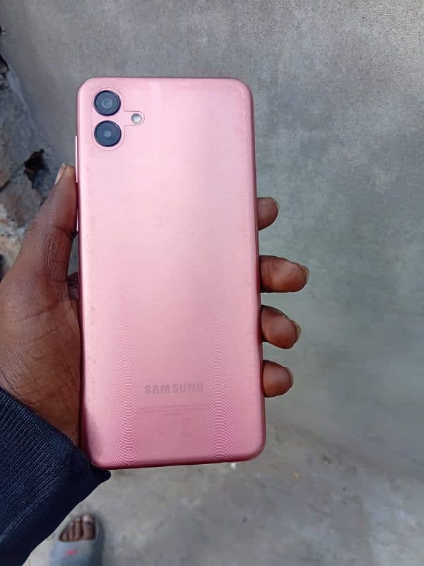 Samsung A04 0