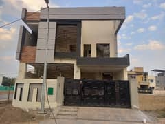 Get A Corner 5 Marla House For sale In Bahria Nasheman - Sunflower