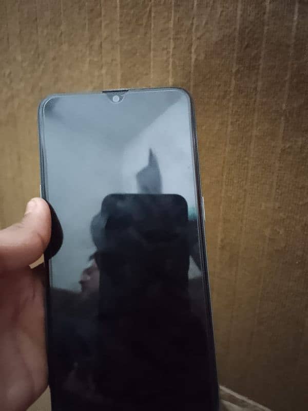 10/10 condition and with box no problem model oppo Ak11 6