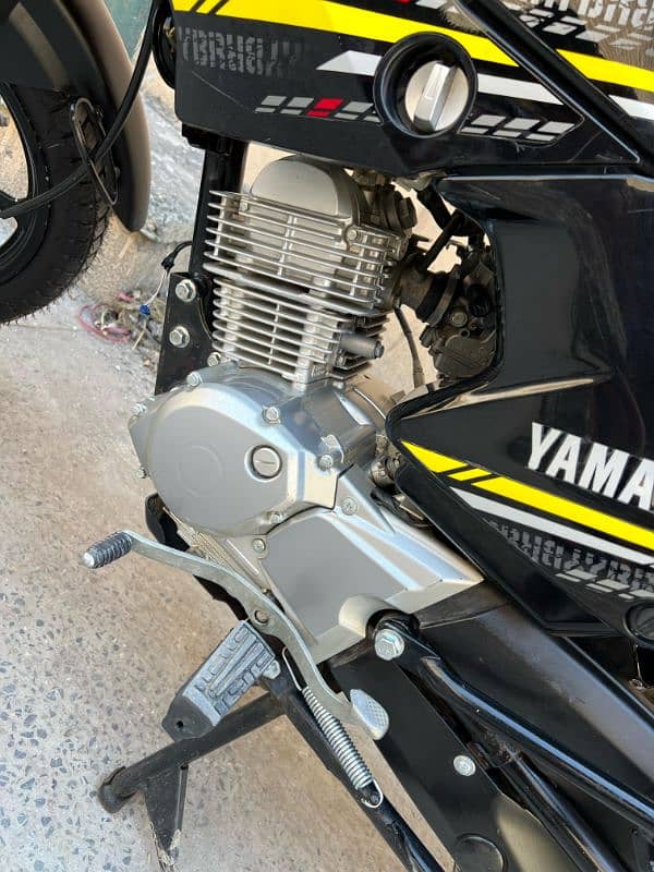 Yamaha ybr 125 g 6