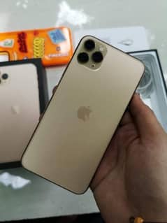 iPhone 11 pro max 256 03246751929Watsapp