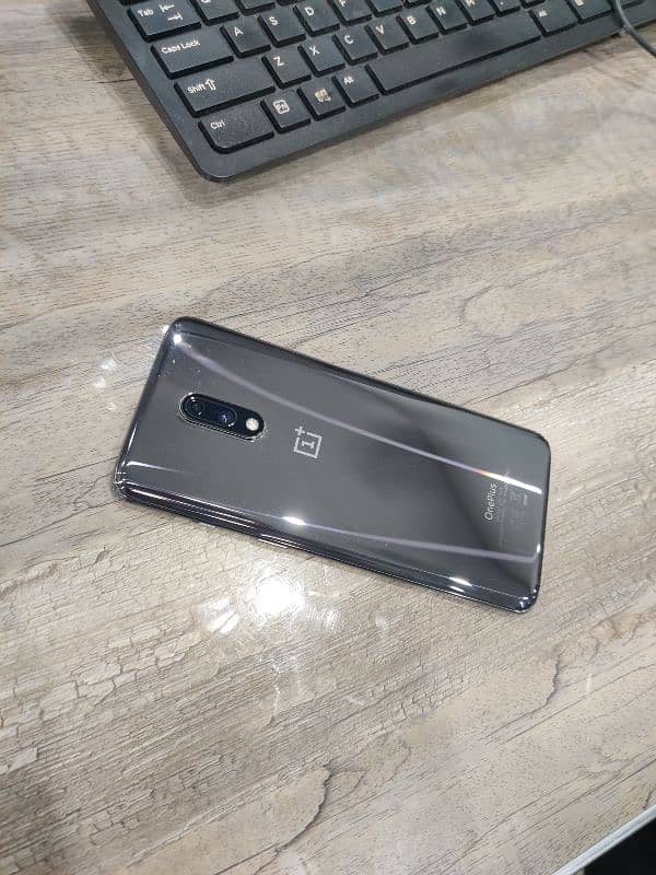 OnePlus 7 (6/128) 0