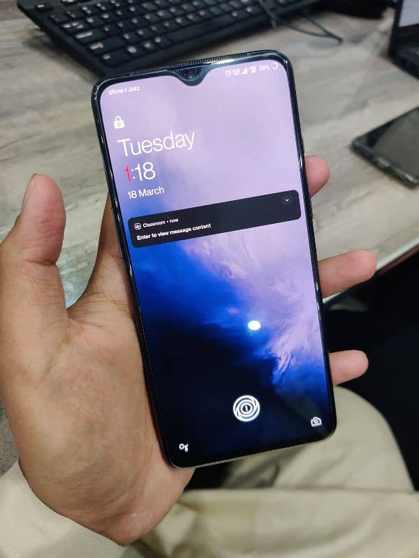 OnePlus 7 (6/128) 1