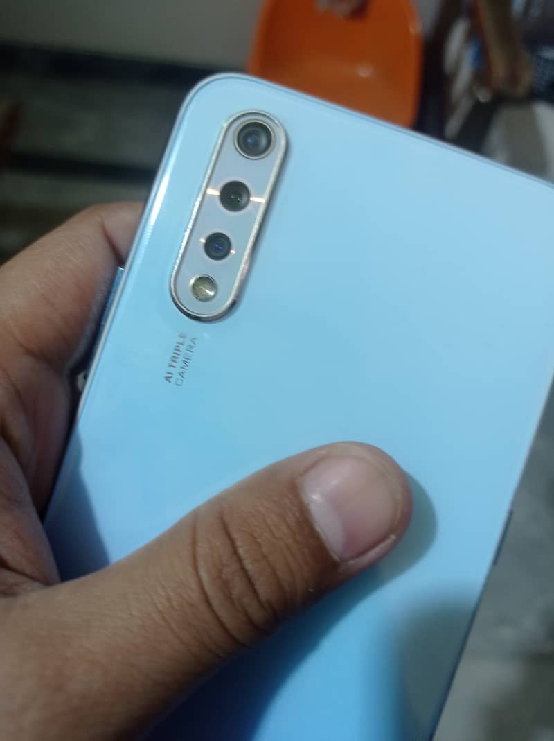 Vivo S1 0