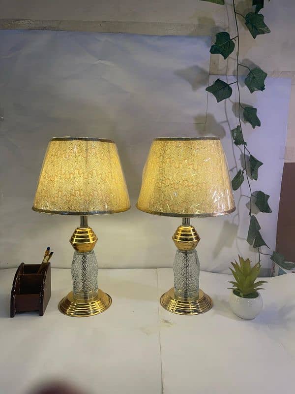 table Lamp 2 pieces golden color 6