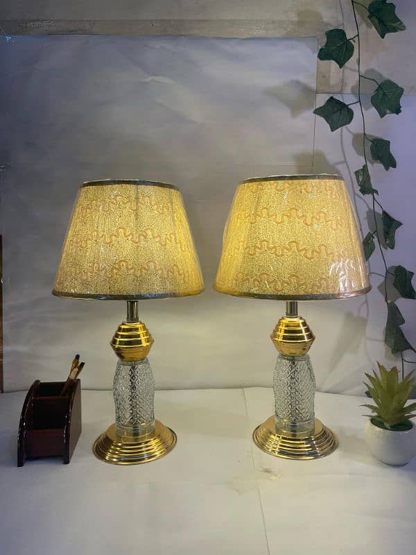 table Lamp 2 pieces golden color 11