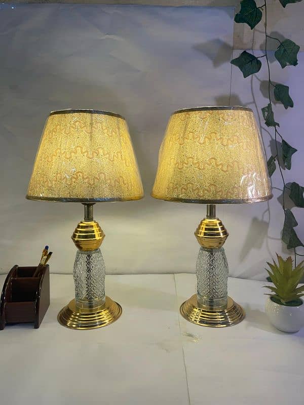 table Lamp 2 pieces golden color 12