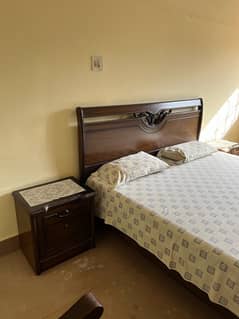 Wooden Bed Set (Bed + 2 side tables)