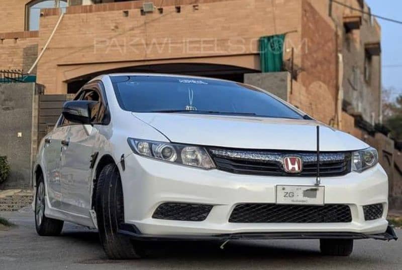 Honda Civic Oriel 2013 1