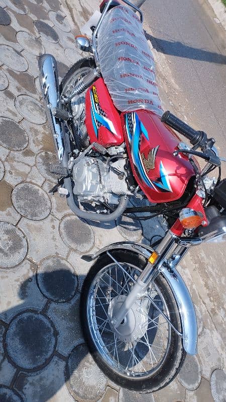 Honda 125 modal 2024 4