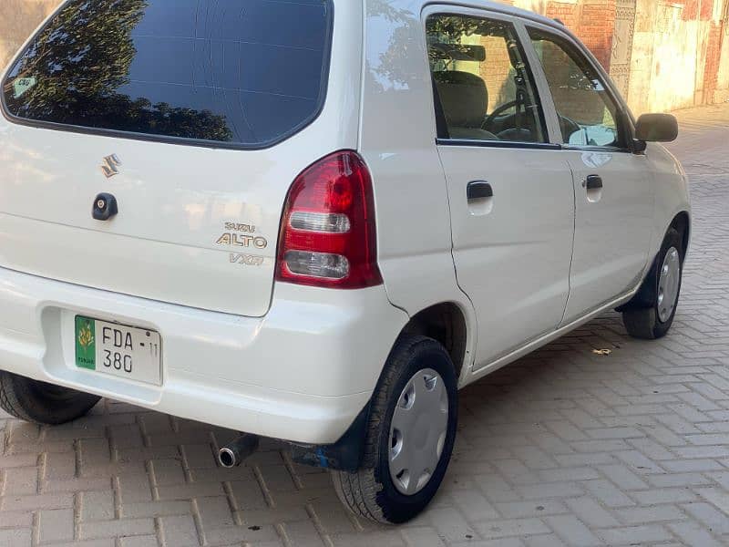 Suzuki Alto 2011 4