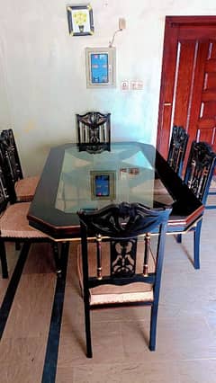 Dining table and 6 chairs