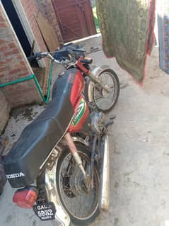 Honda 70 2007 model urgent sale raabta number 0307 625 8687