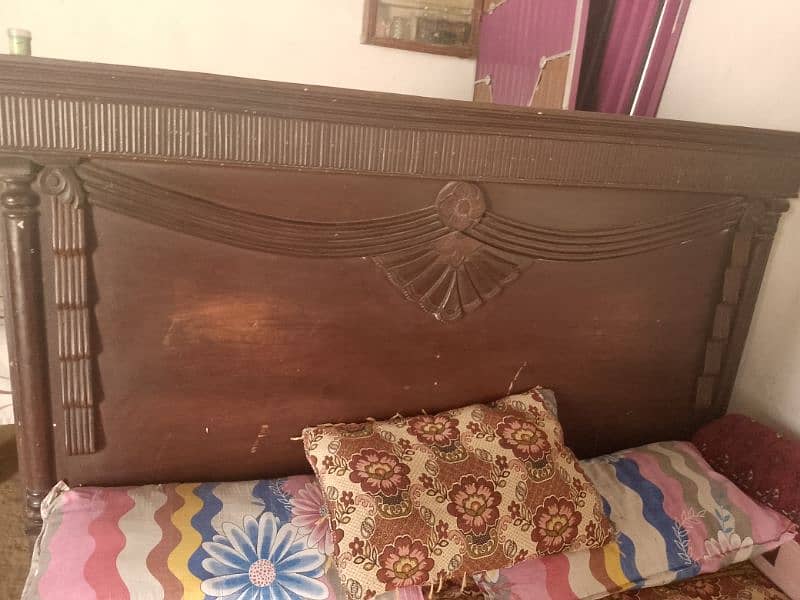 bed sale urgent 3