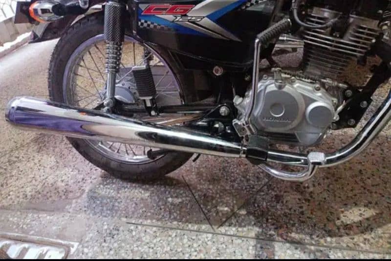 Honda 125 silencer 1