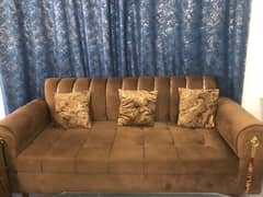 7 Seater Sofa Set!