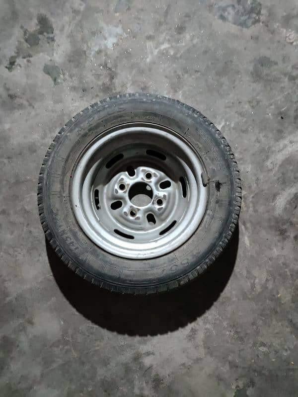 Suzuki Bolan  Tyre Rim 0