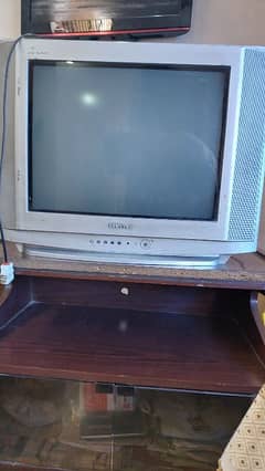 SAMSUNG TV IN GOOD CONDITION