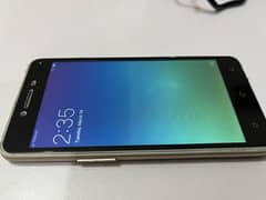 Oppo A37 Golden Color (Black Protector On Screen)