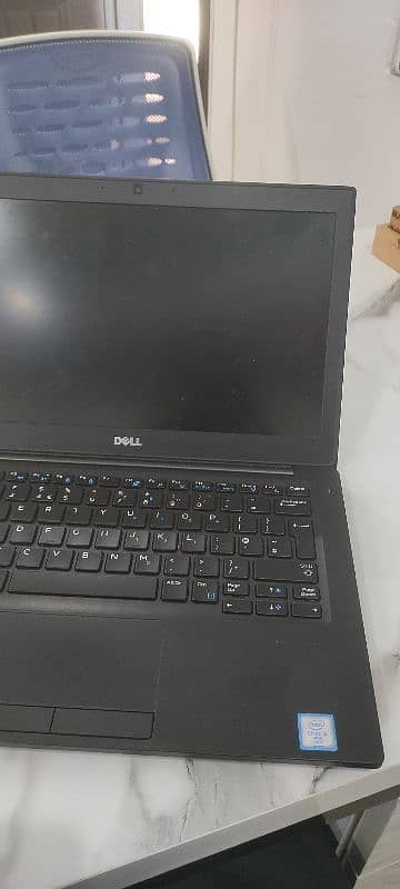 Dell Latitude 2