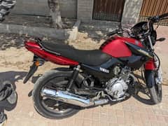 Yamaha YBR125 red color like new