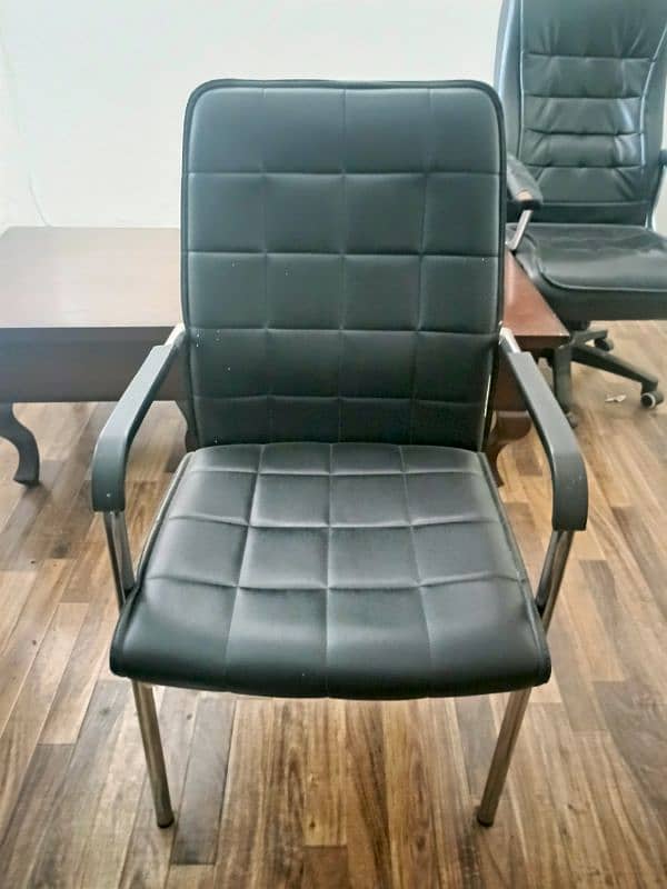 executive chairs 1