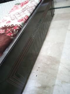 WOODEN BED WITH 2 SIDE TABLES and DRESSING TABLE A1 CONDITION