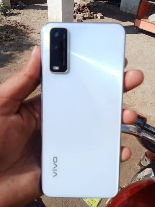 vivo y20 4/64 for sale 1