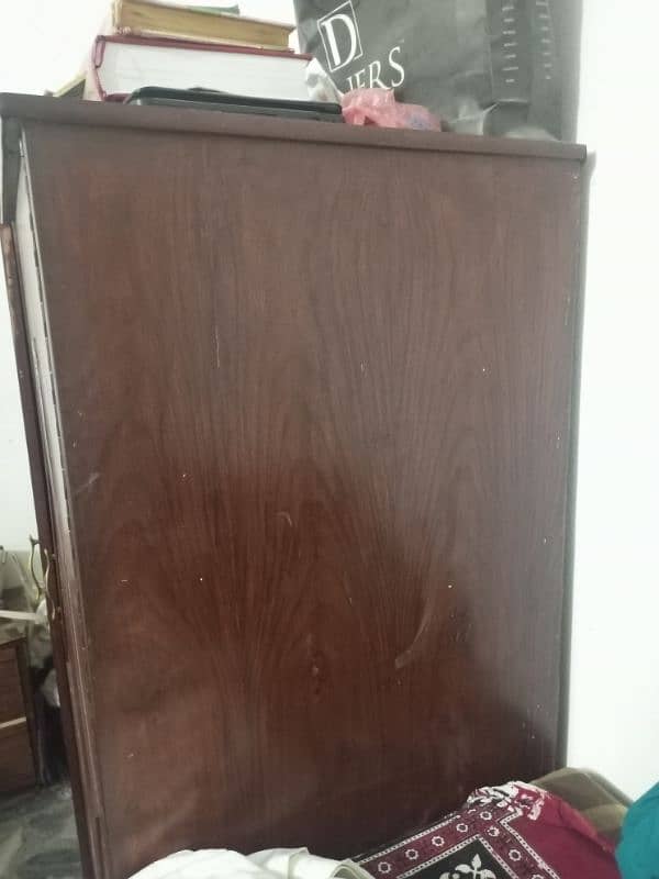 wardrobe 1