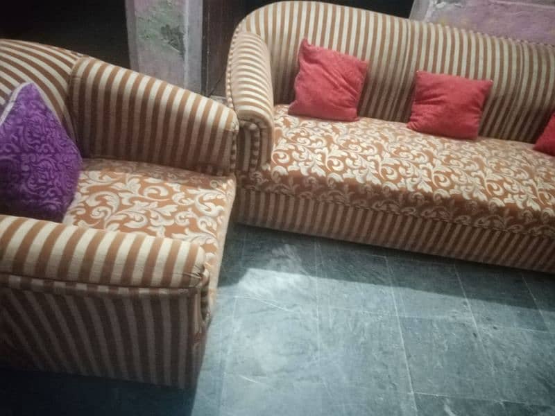 5 seater sofa 6