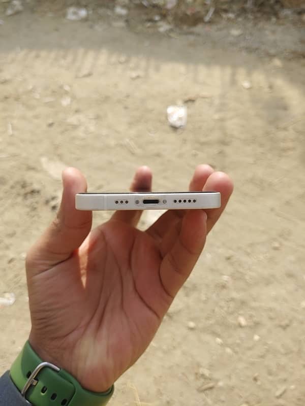 iPhone 12 128gb dual sim official PTA Approved 1