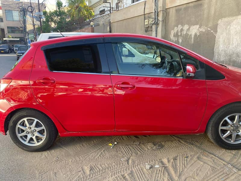 Toyota Vitz 2014 1