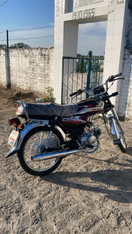 2025 Honda cd 70 0