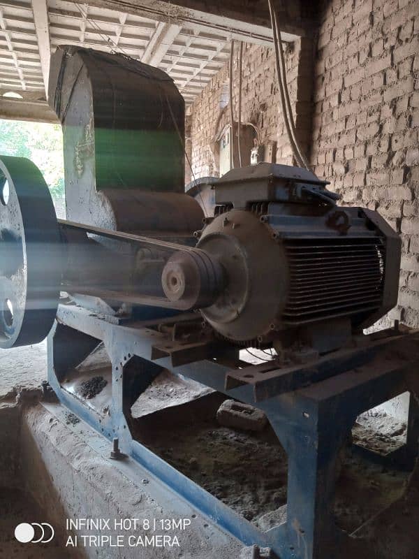 Plastic crusher Cutter with 60 HP motor 2