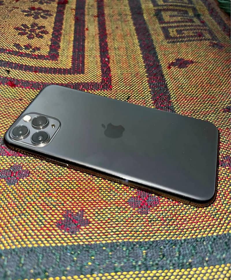 Iphone 11 pro 1