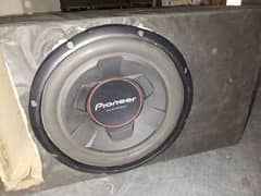 Boofer Pioneer TS-W306R heavy woofer car sound system