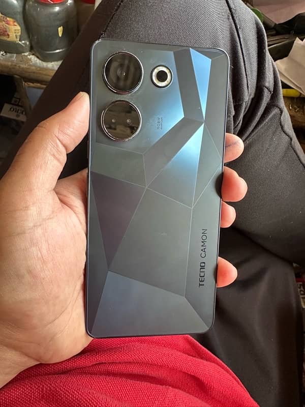 TECNO Camon 20 4