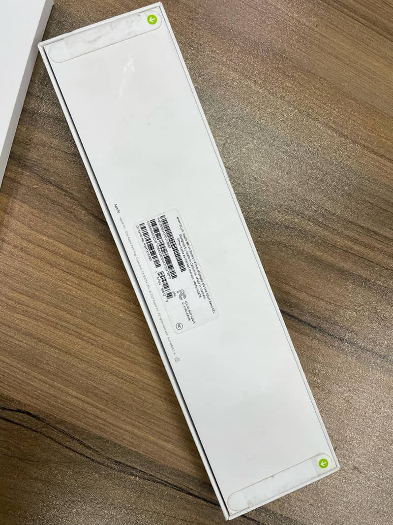 Apple Watch Series 7 GPS 41mm Midnight New. . . 1