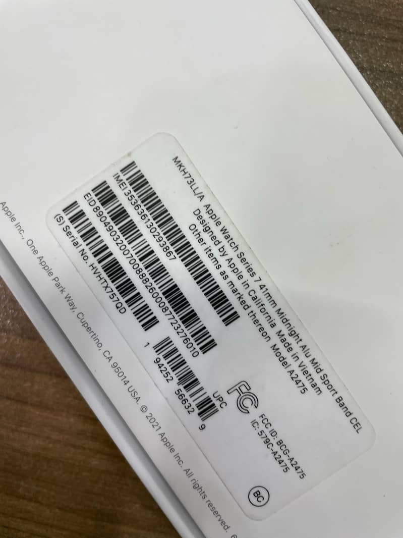 Apple Watch Series 7 GPS 41mm Midnight New. . . 2