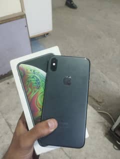 iPhone X's max 256 GP 10 by 10 non pta water pack