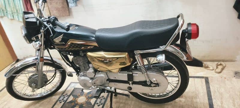 CG 125 (Gold edition) 0