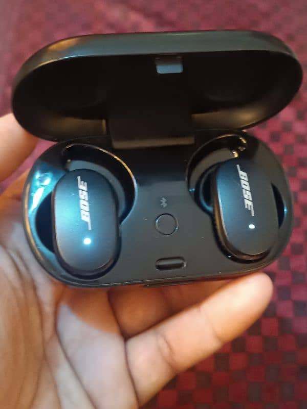 Bose airbuds 1