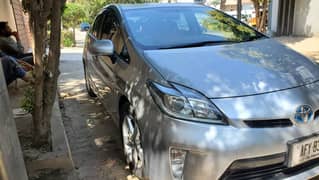 Toyota Prius S LED Edition 1.8 2014