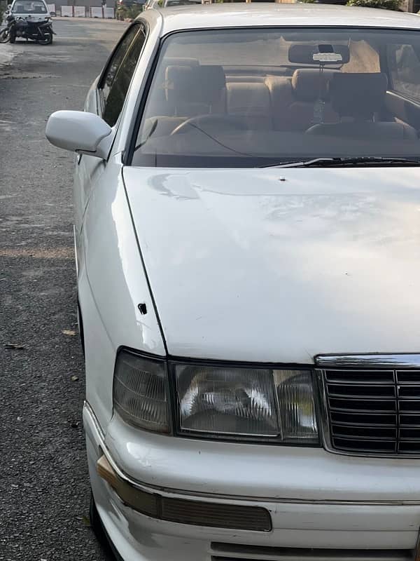 Toyota Crown 1992 3