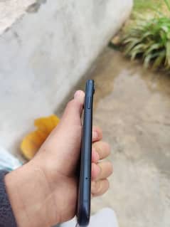 Iphone XR for parts, board is not working, all other parts are genuine