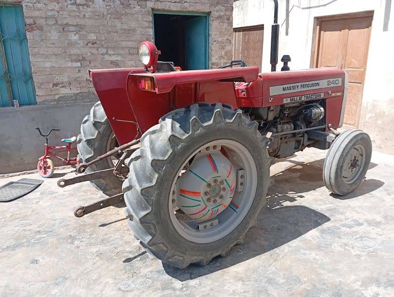 massy 240 tractor 10