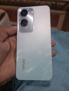 vivo y18 4+4 128 03700735007