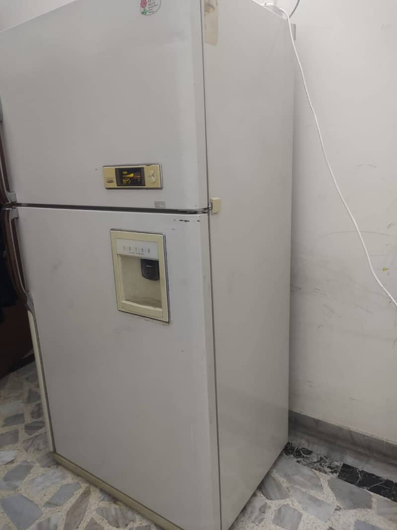 Imported big size refrigerator 2